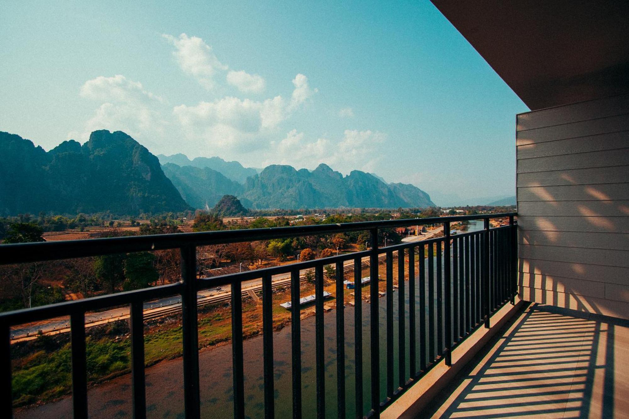 The Elephant Crossing Hotel Vang Vieng Luaran gambar